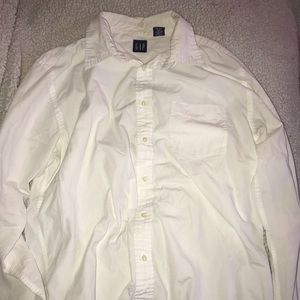 Large Gap guys White Dress Shirt.